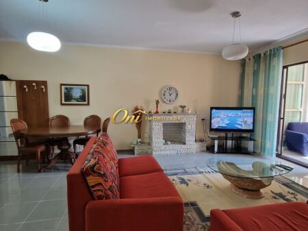 JEPET APARTAMENT ME QERA 2+1, RRUGA E KOSOVAREVE