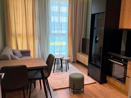 Studio apartment for rent Univers City !