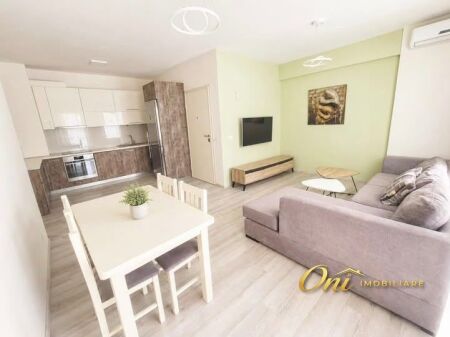 JEPET APARTAMENT ME QERA 2+1+2, KOPSHTI ZOOLOGJIK