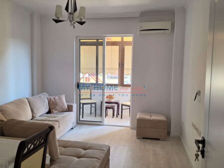 Apartament 2+1 me qera tek Rruga e Kavajes ne Tirane