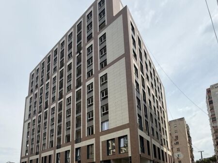 Tek Rruga Dritan Hoxha Shitet Apartament 1+1 Me Planimetri Te Rregullt!