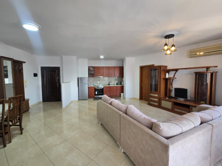 Apartament 2+1 me Qira te Rruga Sami Frashëri