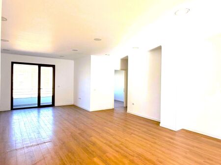🏢 **Office Space for Rent – Delijorgji Complex, Tirana** 📍