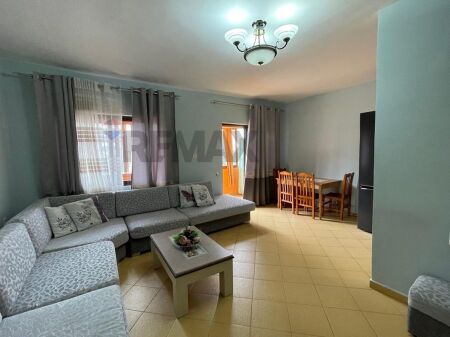 Apartament 1+1 me Qira ne Kinostudio