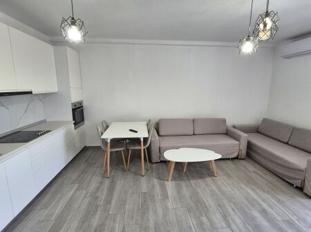 Apartment 3+1+2 for rent at 5 Maji Street !