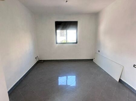 JEPET ME QERA APARTAMENT 2+1 LAGJA KUMINI,DURRES