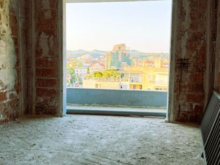 Apartment 2+1+2 for sale in Ali Dem