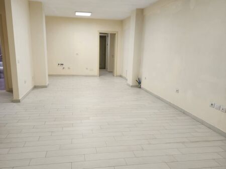 Rent | Ambjent Biznesi | Pazari i Ri | 1200 €/month