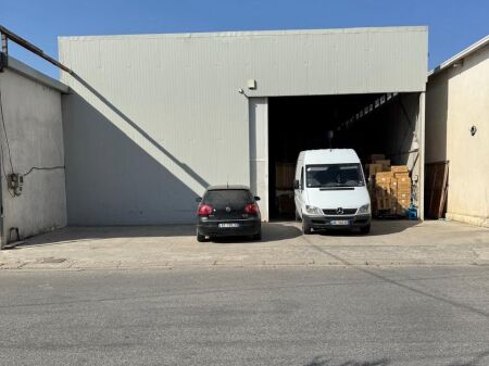 Rent | Ambjent Biznesi, Kapanon | Rruga Petrit Radovicka | 1150 €/month