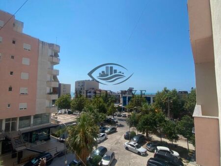 Shitet Apartament 1+1 në Zonën e Plazhit – Korali, Durrës