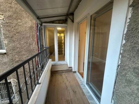 🏢 JEPET ME QIRA AMBIENT ZYRE – BRRYL, TIRANË