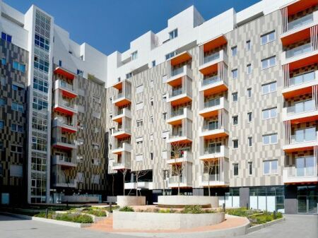 5 parking spaces for rent at The Green Nest!