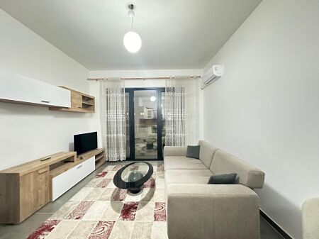 Apartament 1+1 me qera tek Square 21