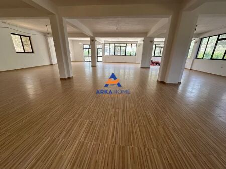 BUSINESS PREMISES FOR RENT 220M2 "IN BERZHITË" 1000 EURO