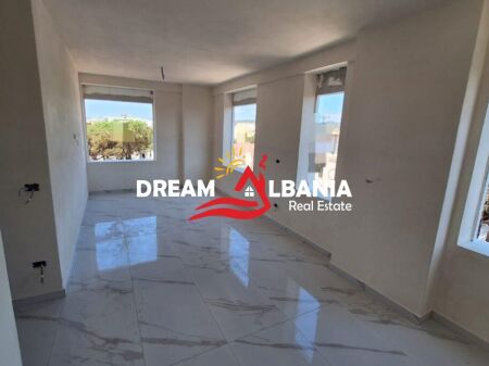 Appartamento 1+1 in Vendita a Mali Robit, Golem (41111591)