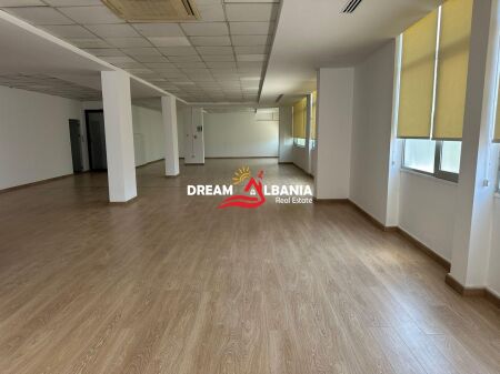 Business premises for rent in the Blloku area near the Selman Stermasi Stadium (ID 42611545)