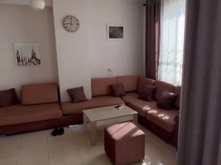 Apartament me qera 1+1 Astir