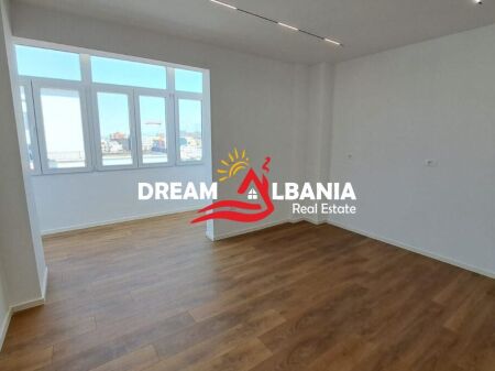 Appartamento 1+1 in Vendita vicino all'Incrocio 21 Dhjetori (ID 51110005)