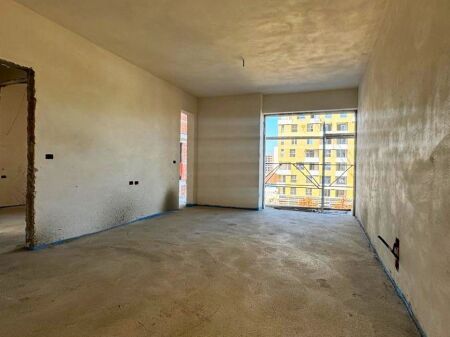 🏡 **Shitet Apartament 2+1+2 – Meis Garden Residence**