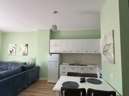 🏡 Jepet me qira apartament 1+1 në qendër të Tiranës Toptani Shopping Center
