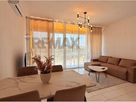 Apartament 1+1 + PARKIM  me qera ne fund te Bulevardit te Ri.