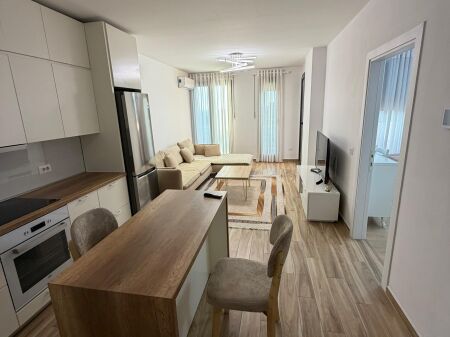 Apartament 1+1 tek Kompleksi Zirkon Qsut !