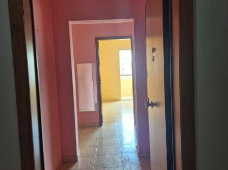 Apartament 2+1+ Ballkon Ne Shitje Qender
