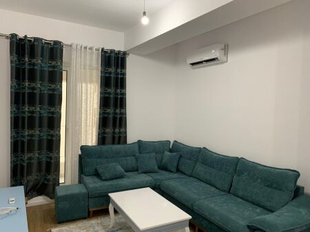 In affitto 2+1+2 nella residenza Kaim /Ali Dem 🏷️55.000 Lek