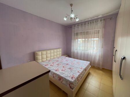 Jepet me qira apartament 1+1 ne Kinostudio.