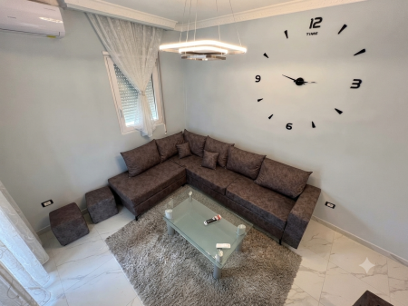 In vendita, Appartamento 1+1, Via 5 Maggio, Tirana