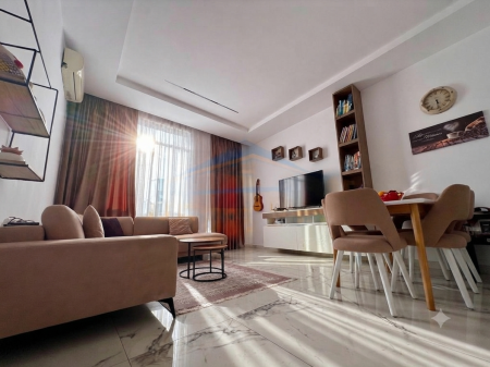 Qera, Apartament 1+1+ Post Parkimi, Ish Dogana, Tiranë.