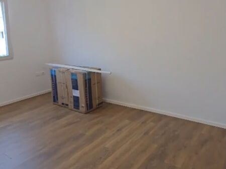 Shitet apartament 1+1