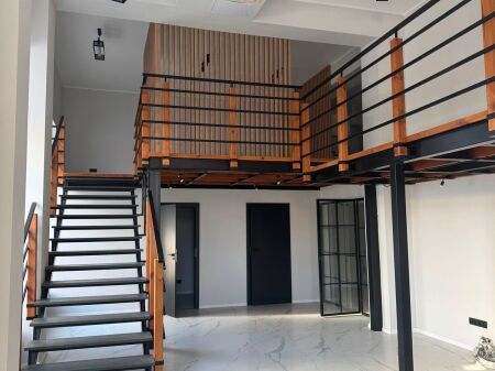 Myslym Shyri , jepet me qera ambient 134m2