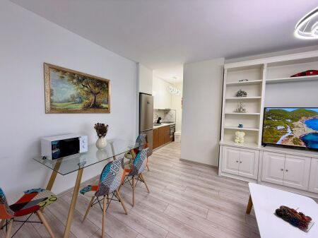 Jepet me qera apartament 1+1 📍Rruga Kosovarve