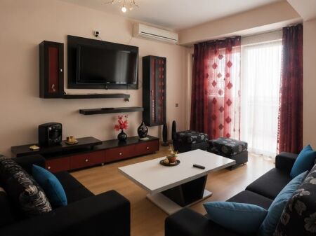JEPET APARTAMENT ME QERA 2+1, RRUGA E DIBRES