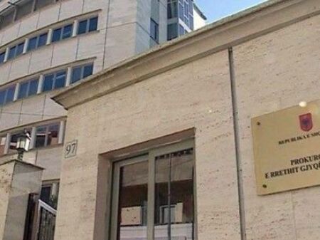 COMMERCIAL UNIT FOR SALE – NEAR THE TIRANA PROSECUTOR'S OFFICE