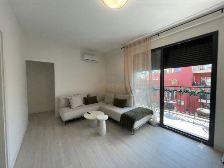 Qera, Apartament 2+1+Post Parkimi, Kodra e Diellit, Tiranë.