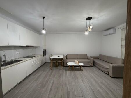 🏡 Jepet me qira 3+1 tek 📍 5 Maji💰 Çmimi: 500€ / muaj