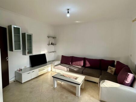Qera | Apartament 1 + 1 | Laprakë | 400 €/muaj