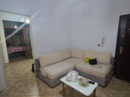  Jepet me qira Apartament 1+1