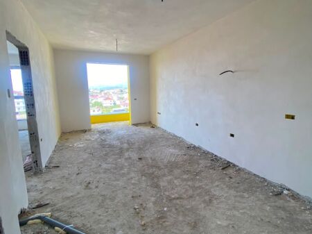 In vendita, Appartamento 1+1, Prezzo 850 € /m², Paskuqan .

