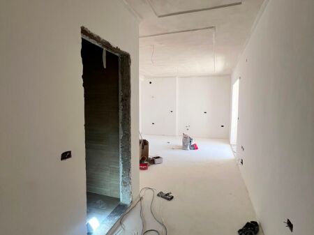 SHITET APARTAMENT 1+1 NË VASIL SHANTO
