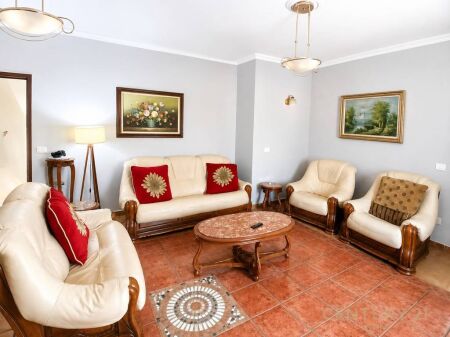 Apartament 3+1 për Shitje, Piazza, Rruga e Durresit