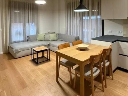 Appartamento lussuoso 2+1 in affitto in Via Kosovareve, Lago Artificiale .