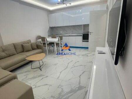 VENDESI APPARTAMENTO 1+1+BALCONE "A YZBERISHT" 135.000 EURO