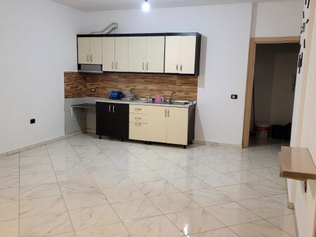 🏢In the Astiri area, near Bar 2 Palmat, a 2+1 apartment is for rent, partially furnished 35,000 Leke