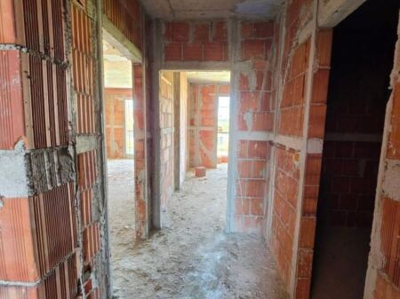 Investment•1000€/m2•Paskuqan
