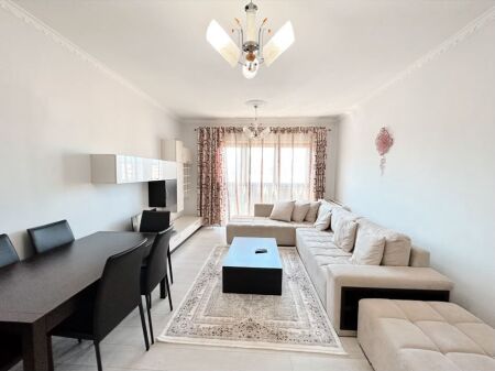 Apartament me qera 2+1+2 Astir
