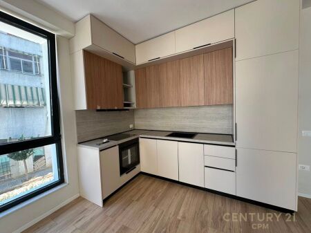 Apartament 1+1 Per Qira Prane Hipotekes!