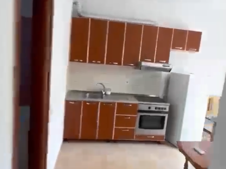 Apartament 2+1 per qera Liqeni i Thate !